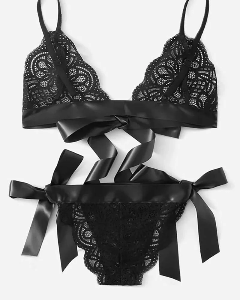 Bowknot Design Crochet Lace Bra Set