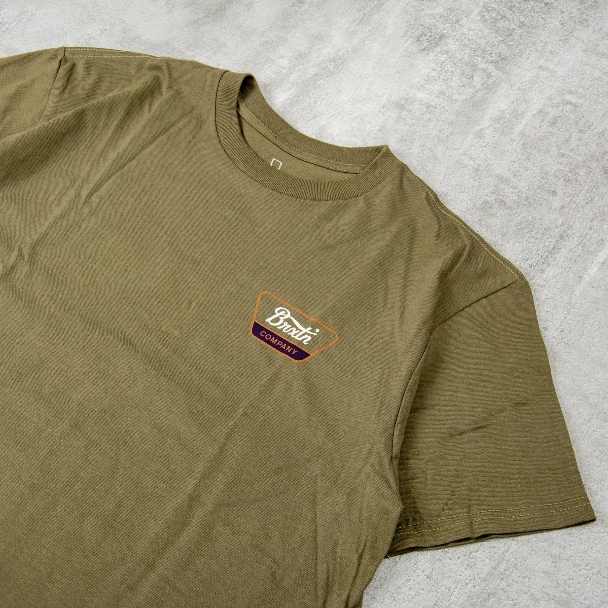 Brixton Linwood Standard Tee - Ivy Green / Tobacco