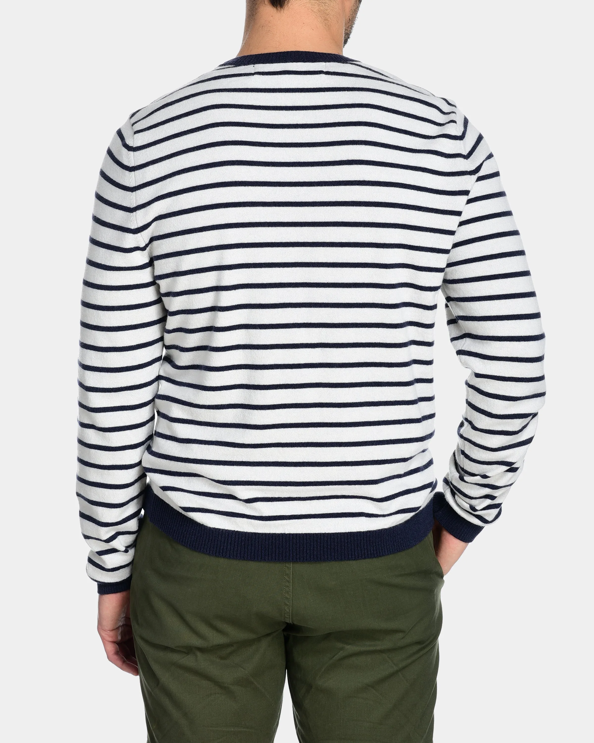 Sure, heres an optimized e-commerce title for the Mens Harbour Sweater with added descriptive modifiers:

Cozy Mens Harbour Sweater - Classic Knit Design with Soft, High-Quality Cotton for Comfort and Style