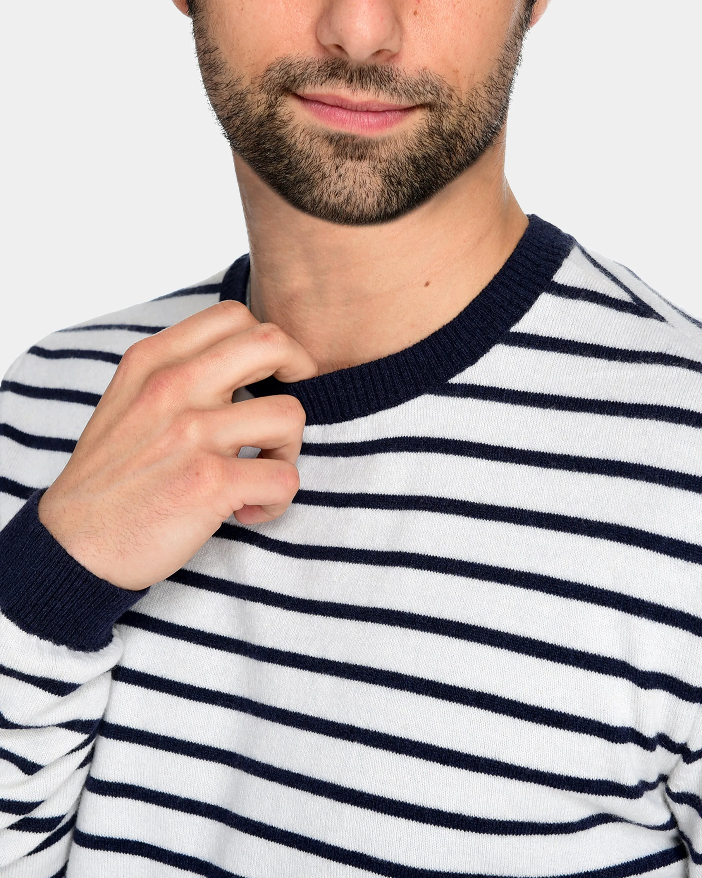 Sure, heres an optimized e-commerce title for the Mens Harbour Sweater with added descriptive modifiers:

Cozy Mens Harbour Sweater - Classic Knit Design with Soft, High-Quality Cotton for Comfort and Style