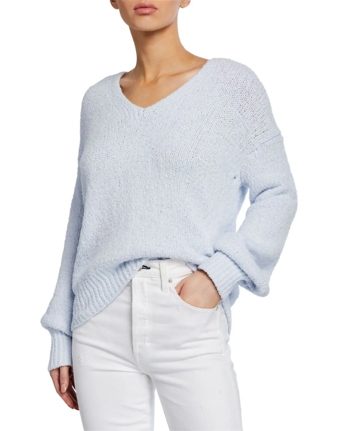 Vince - Textured V-Neck Sweater in Powder Blue